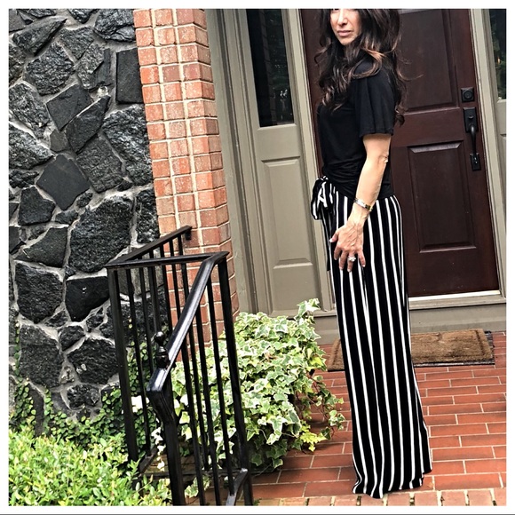 ✨LAST ONE✨Black /white stripe tie waist wide pants - Picture 7 of 8